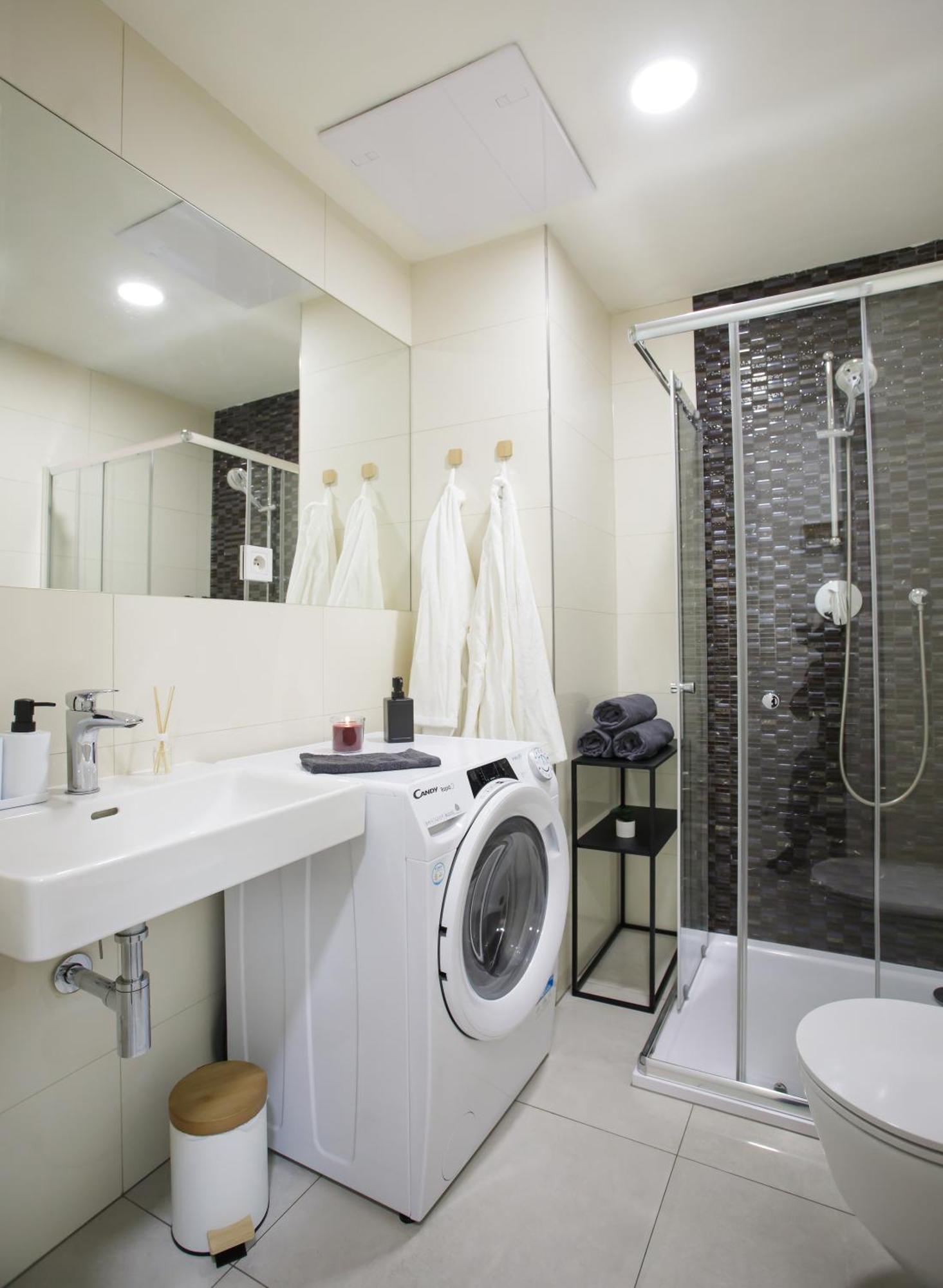 Apartment Luxury Near The Downtown