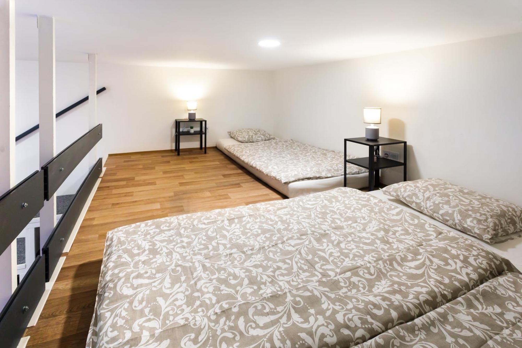 Apartment Luxury Near The Downtown